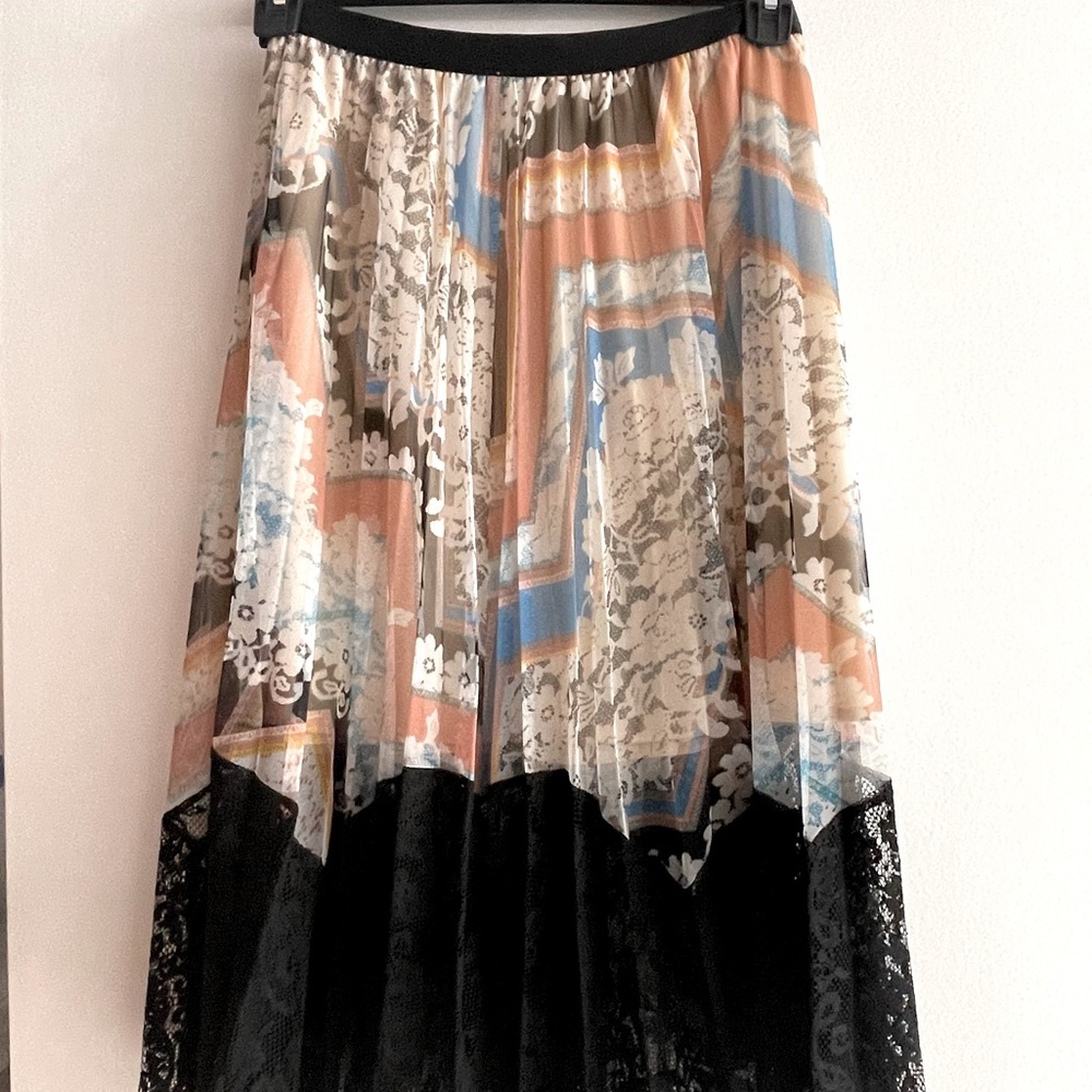 Guess skirt size S